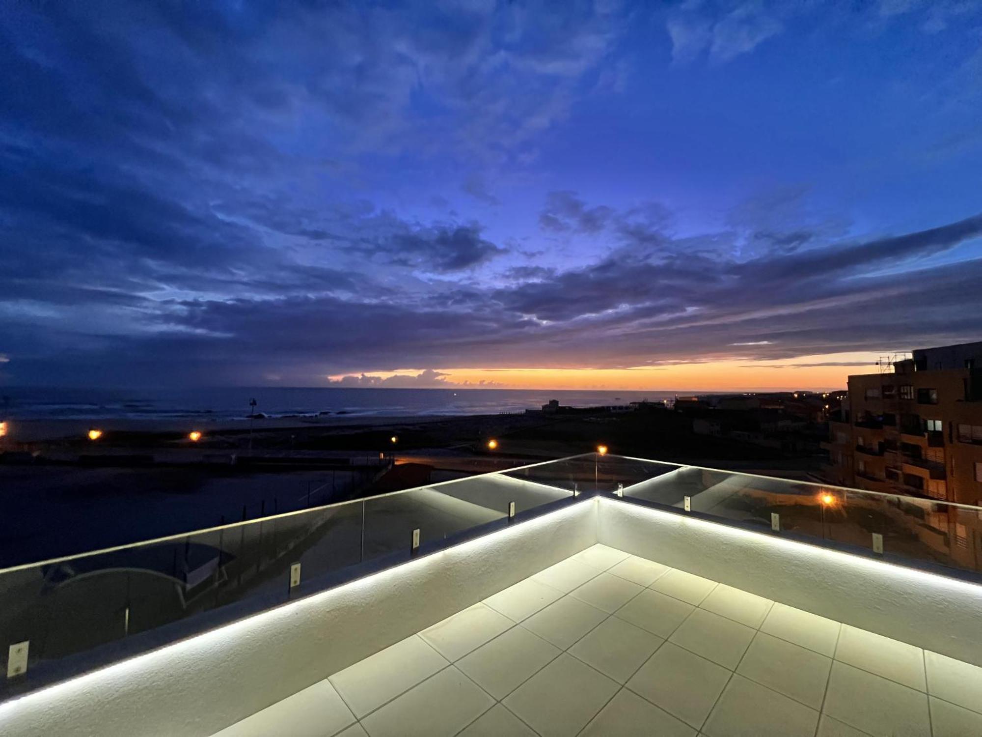 Povoa De Varzim-Sleeps4-Beachfront-Ac-Parking Exterior foto